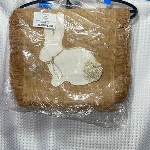 🐰 NEW BURLAP Easter Bunny Rabbit Table Runner Well Dressed Home Embroidery…